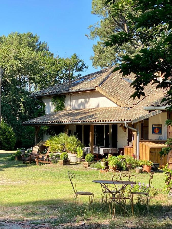 La Ferme Du Miouat Hotell Saint-Julien-en-Born Eksteriør bilde